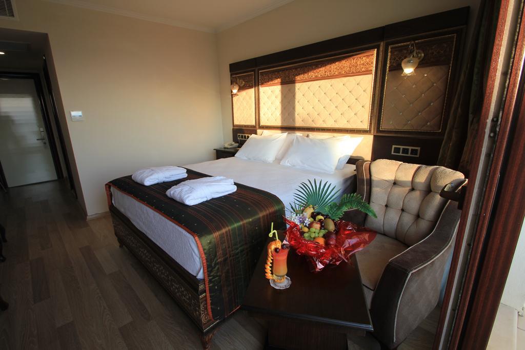Royal Palace Kusadasi Hotel الغرفة الصورة