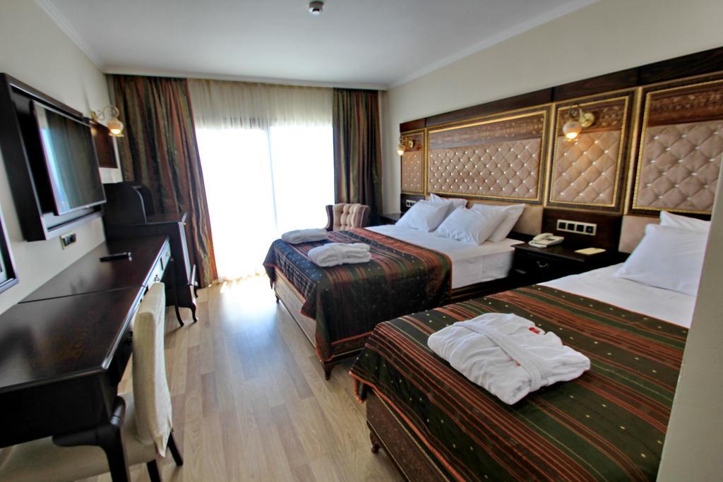 Royal Palace Kusadasi Hotel الغرفة الصورة