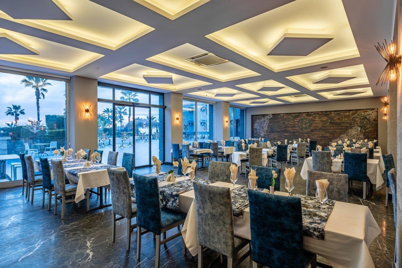 Royal Palace Kusadasi Hotel المظهر الخارجي الصورة
