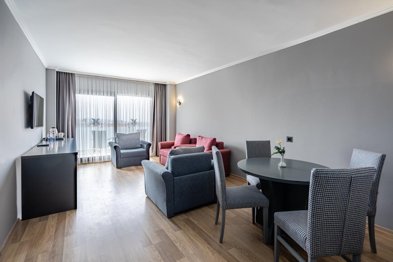 Royal Palace Kusadasi Hotel المظهر الخارجي الصورة